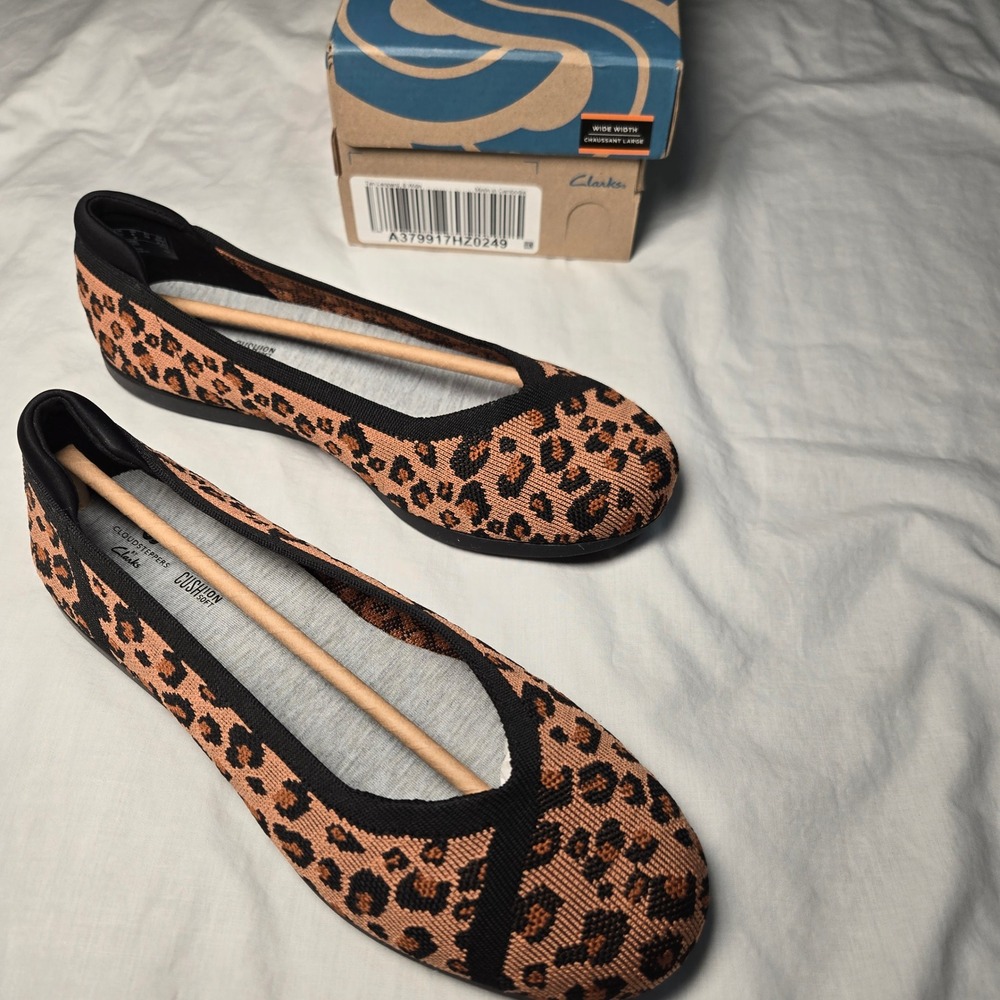 Clarks Cloudsteppers Carly Wish Leopard Print Knit Ballet Flats Womens 8 Wide